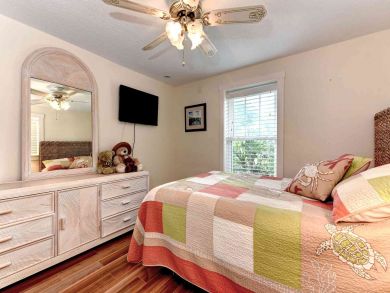 Anna Maria New Vacation Home for Rent Pool Sleeps 10!